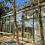High-q Nyaraló