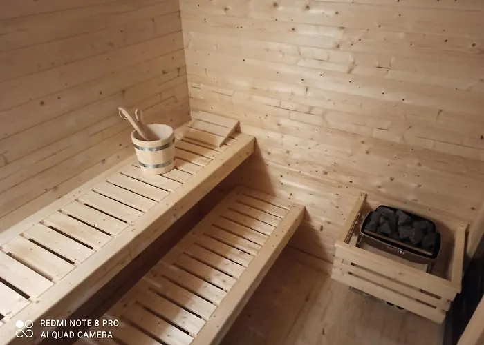 High-q * Kowalewo (Wejherowo)